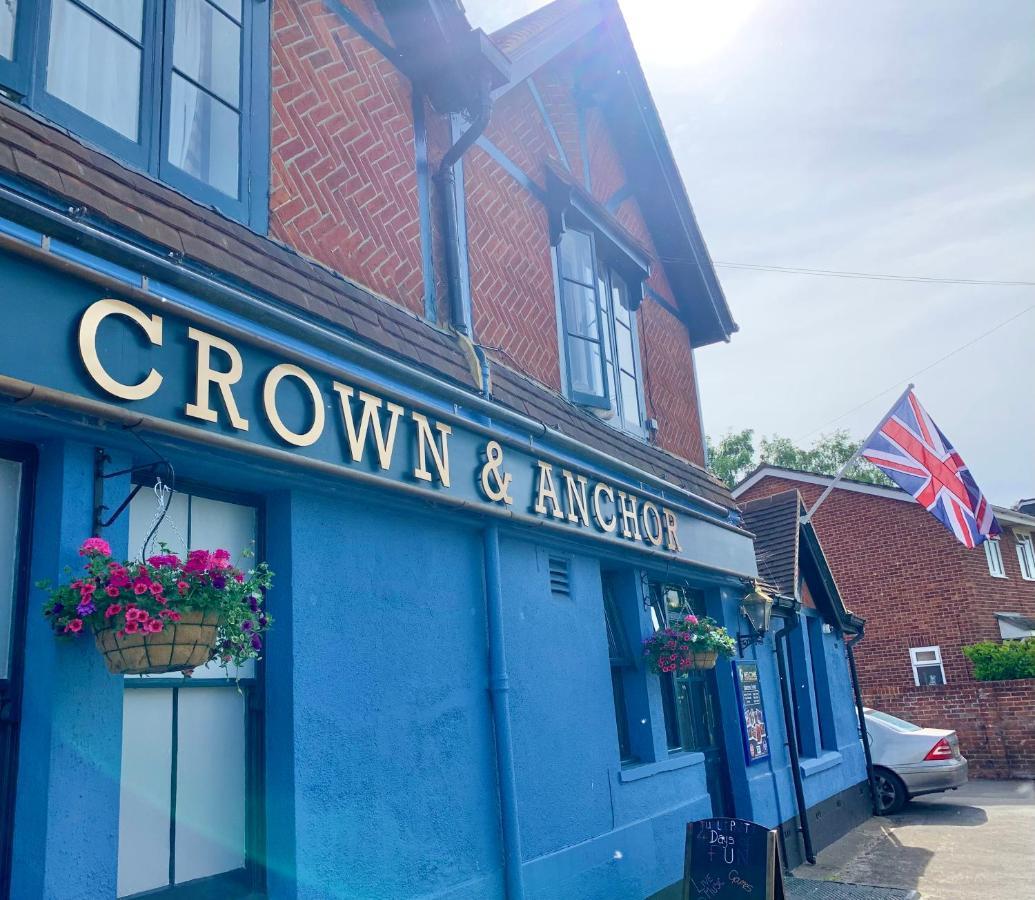 Crown & Anchor Ξενοδοχείο Γουόκινγκ Εξωτερικό φωτογραφία